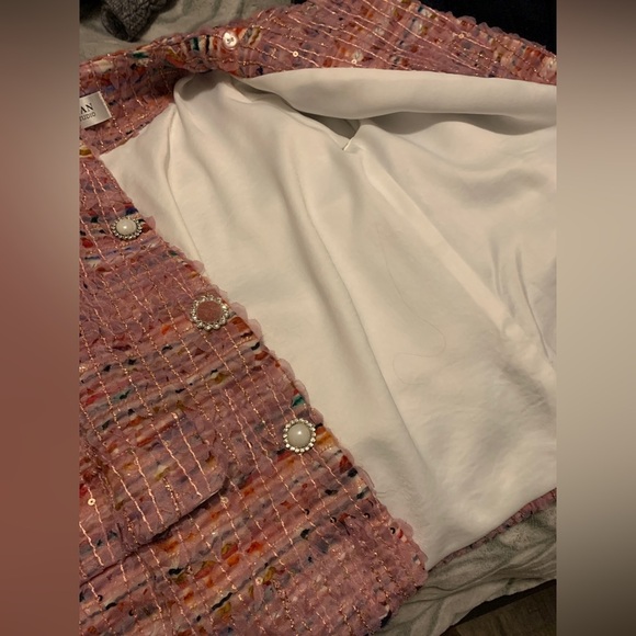 "Chanel-vibe" suit barbiecore - Picture 15 of 16